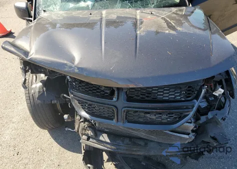 2018 Dodge Journey Crossroad из США, поврежденный, VIN 3C4PDDGGXJT345702